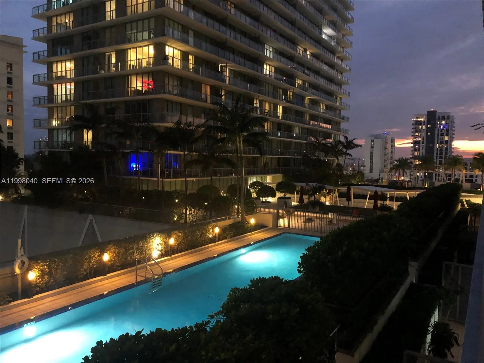 1111 SW 1st Ave # 1019-N, Miami, FL 33130