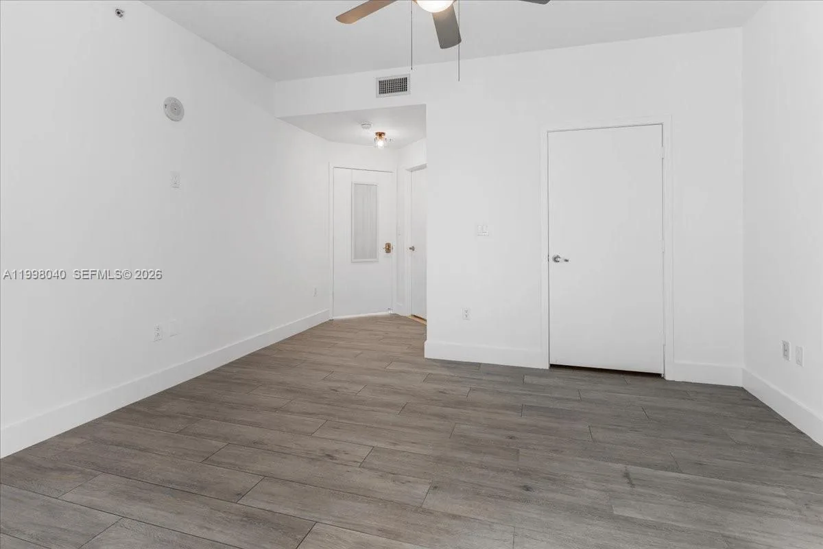 1111 SW 1st Ave # 1019-N, Miami, FL 33130 photo 12