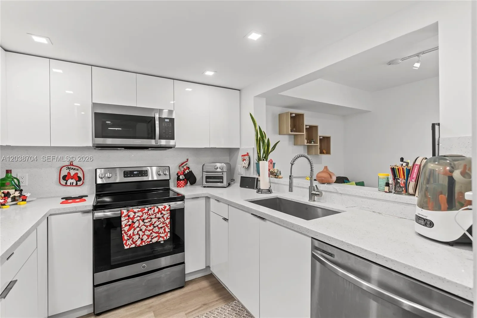2055 SW 122nd Ave # 326, Miami, FL 33175