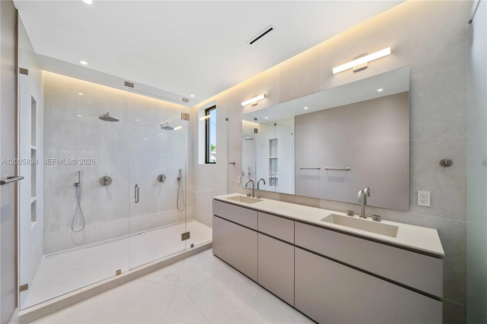 571 Glenridge Rd, Key Biscayne, FL 33149 photo 10