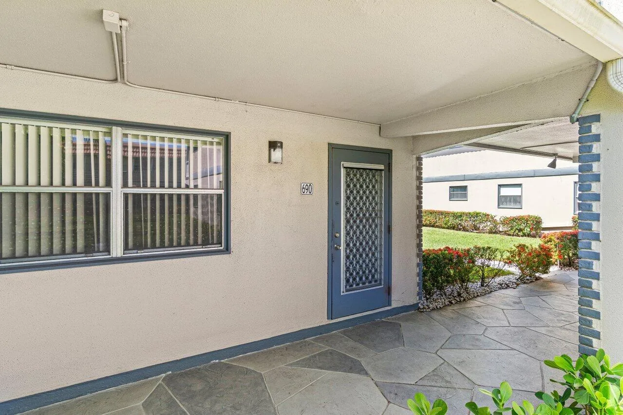 690 BRITTANY O, Delray Beach, FL 33446 photo 3