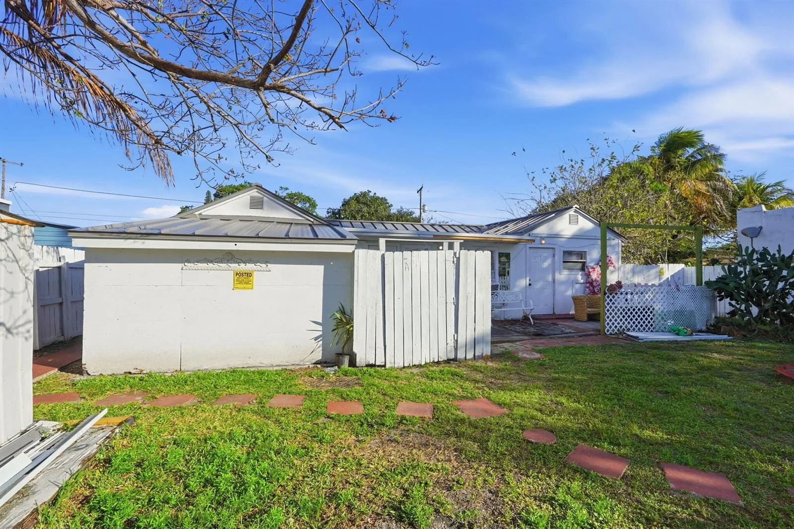 230 SW 14th Street, Dania Beach, FL 33004 photo 3