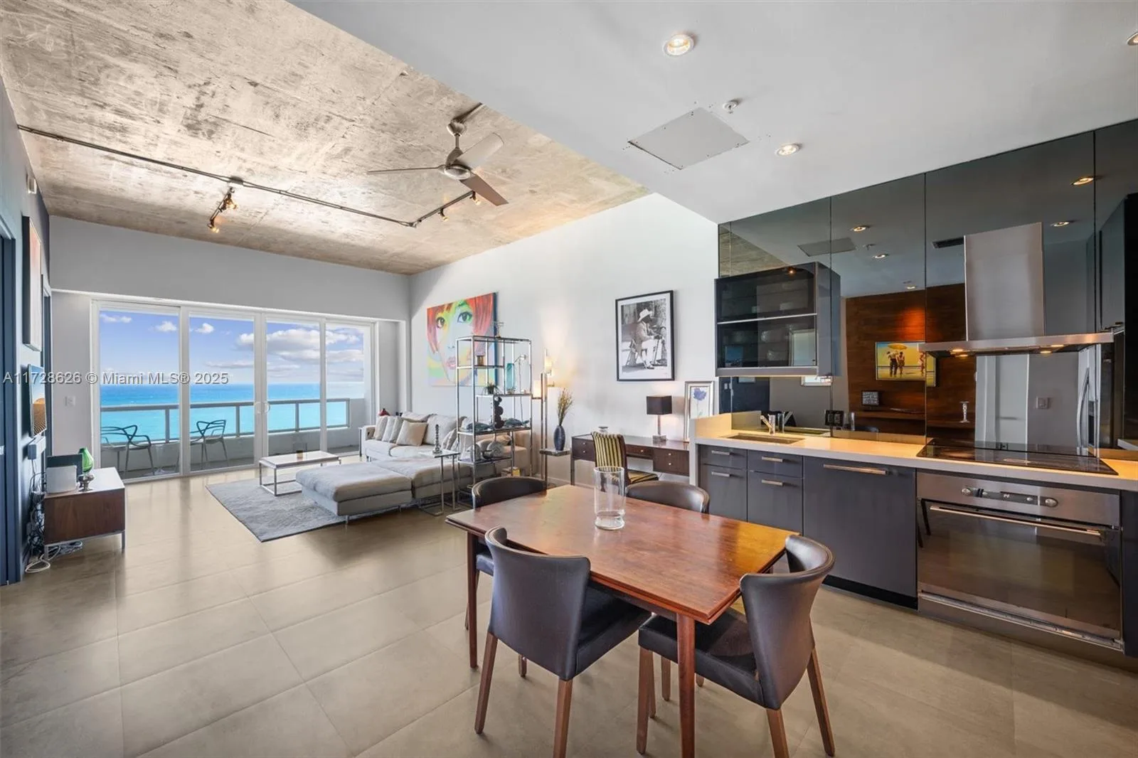 5601 Collins Ave # PH-5, Miami Beach, FL 33140 photo 2