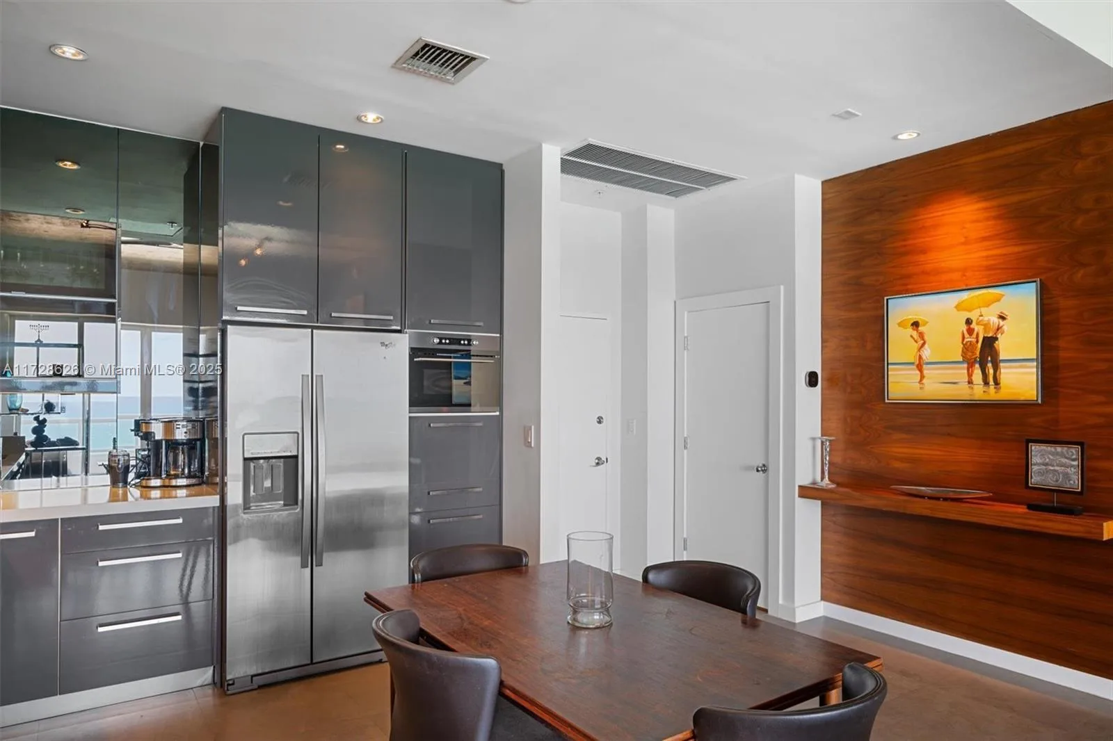 5601 Collins Ave # PH-5, Miami Beach, FL 33140 photo 3