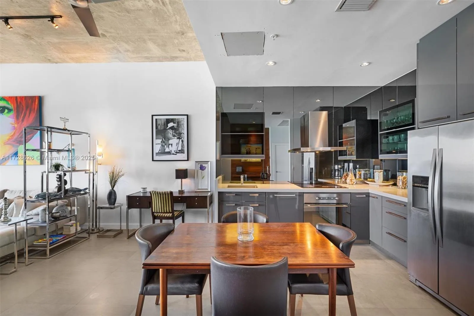 5601 Collins Ave # PH-5, Miami Beach, FL 33140 photo 4