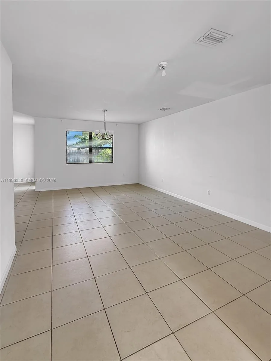 709 SE 35th Ave # 709, Homestead, FL 33033 photo 4