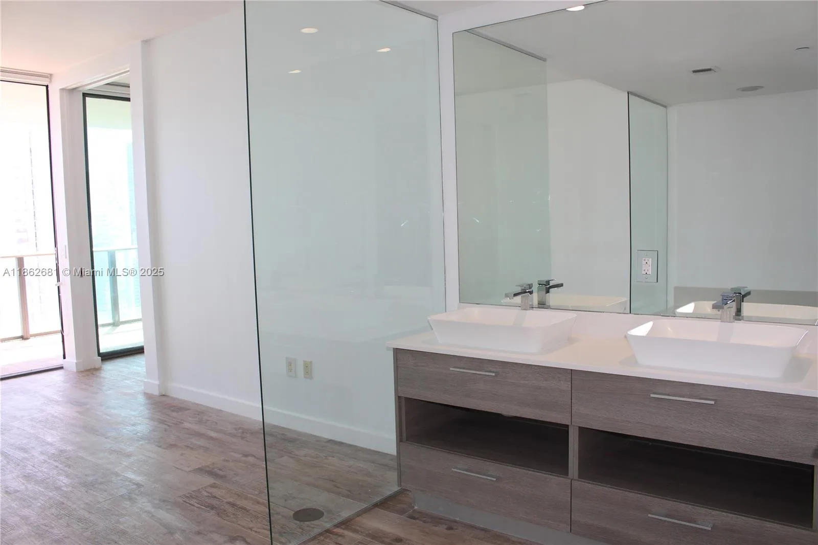 650 NE 32nd St # 3703, Miami, FL 33137 photo 7