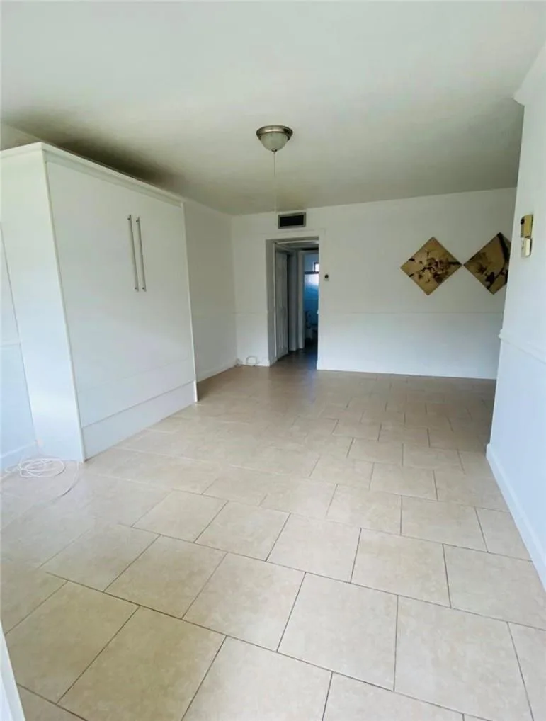 1450 Atlantic Shores Boulevard # 212, Hallandale Beach, FL 33009