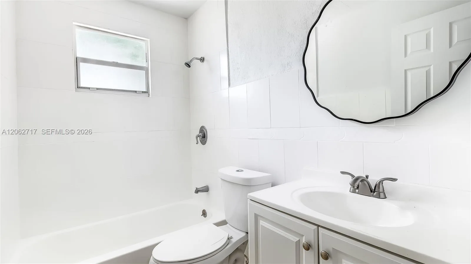 117 E 10th St, Hialeah, FL 33010 photo 10