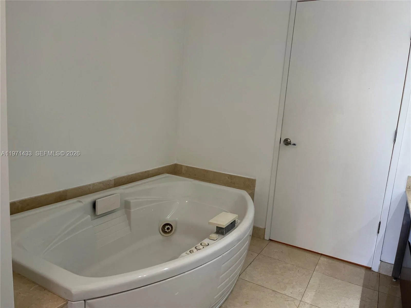 16275 Collins Ave # 2603, Sunny Isles Beach, FL 33160 photo 13