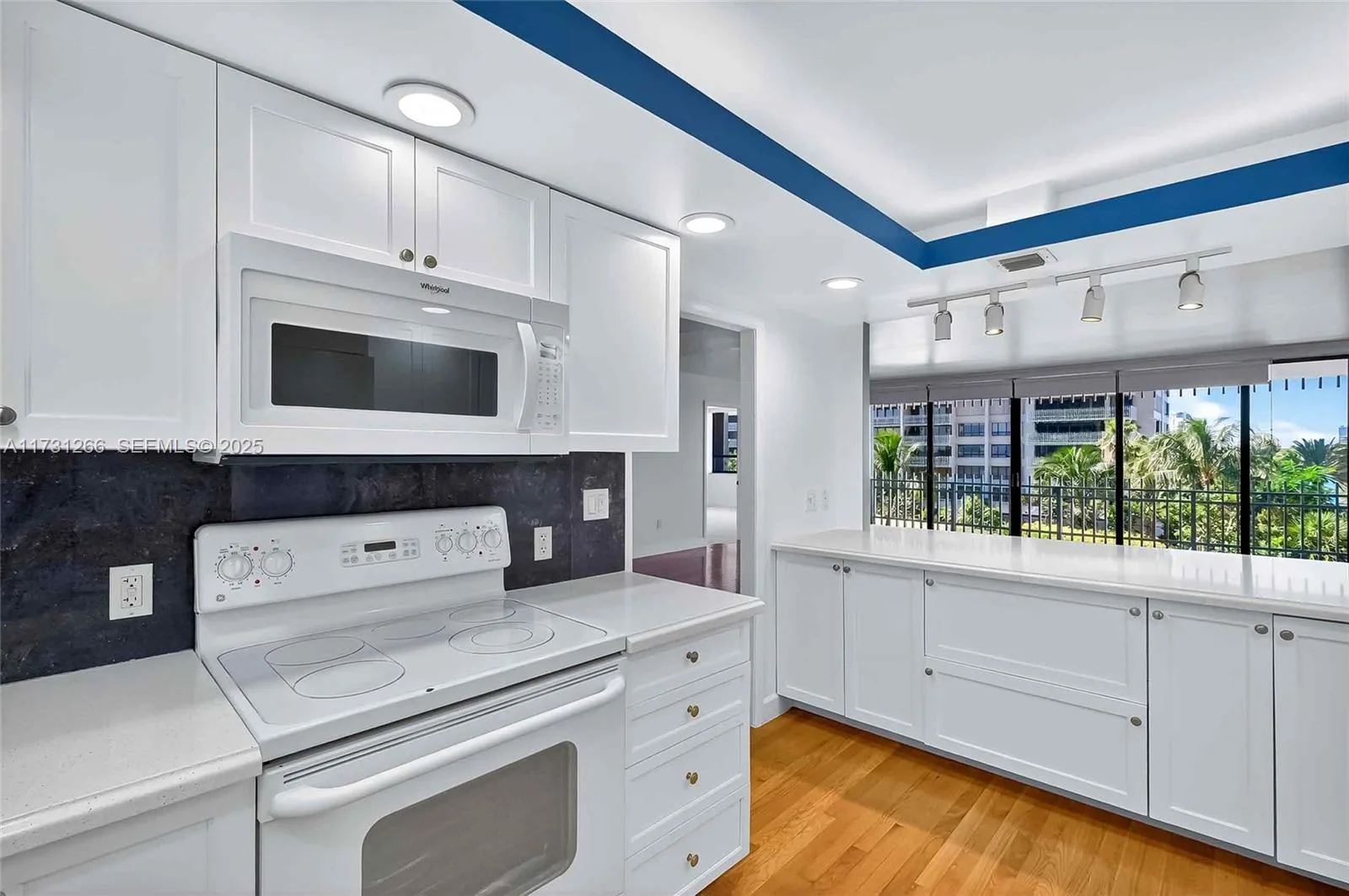 2 Grove Isle Dr # B404, Coconut Grove, FL 33133 photo 12