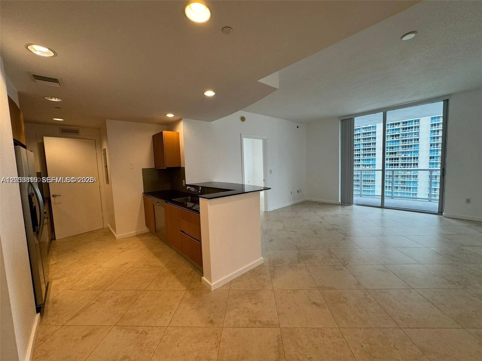 1060 Brickell Ave # 2703, Miami, FL 33131 photo 4