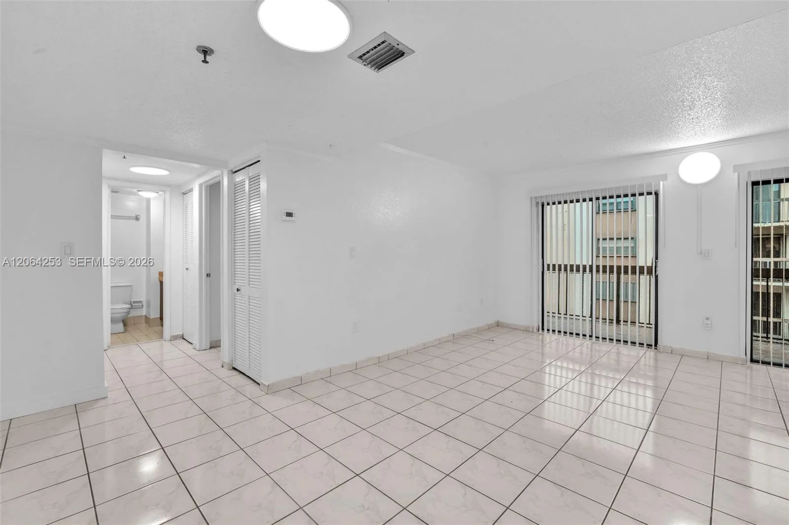 5249 NW 7th St # 416, Miami, FL 33126 photo 3