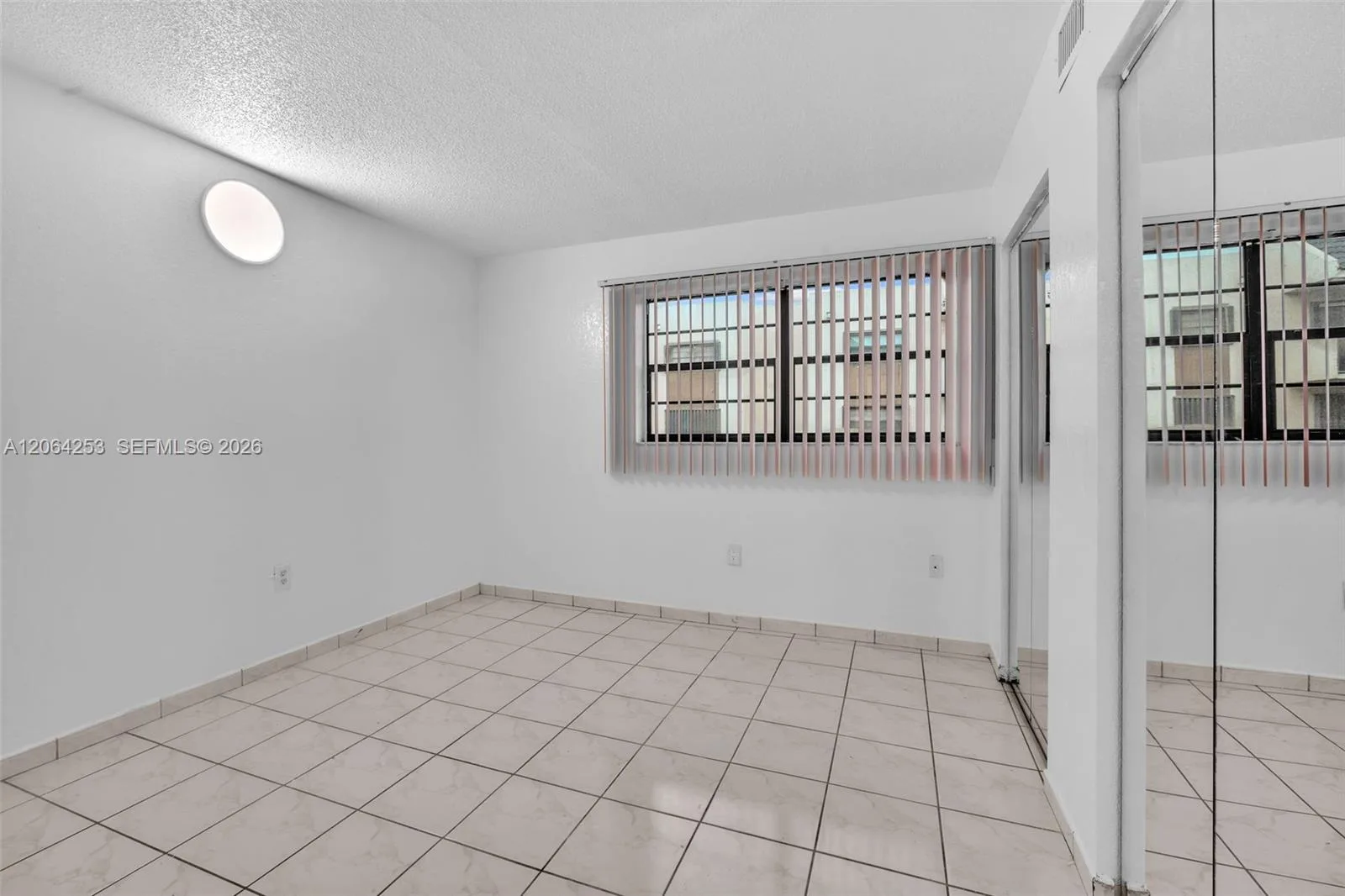 5249 NW 7th St # 416, Miami, FL 33126 photo 9