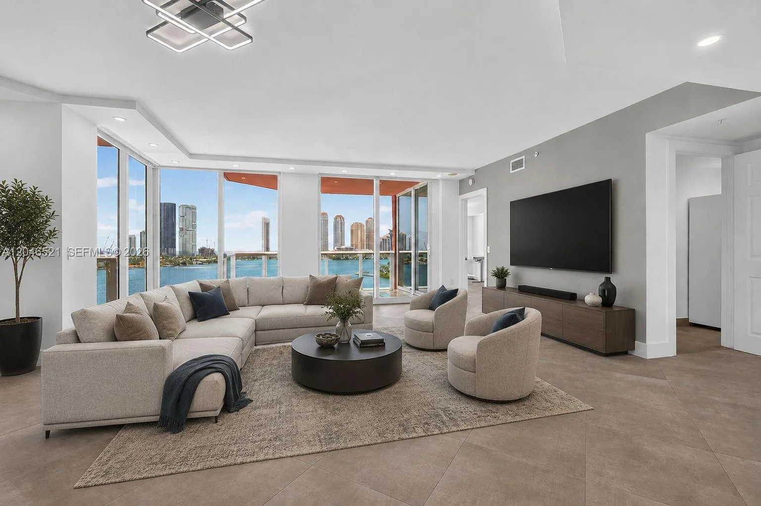 3370 Hidden Bay Dr # 1212, Aventura, FL 33180