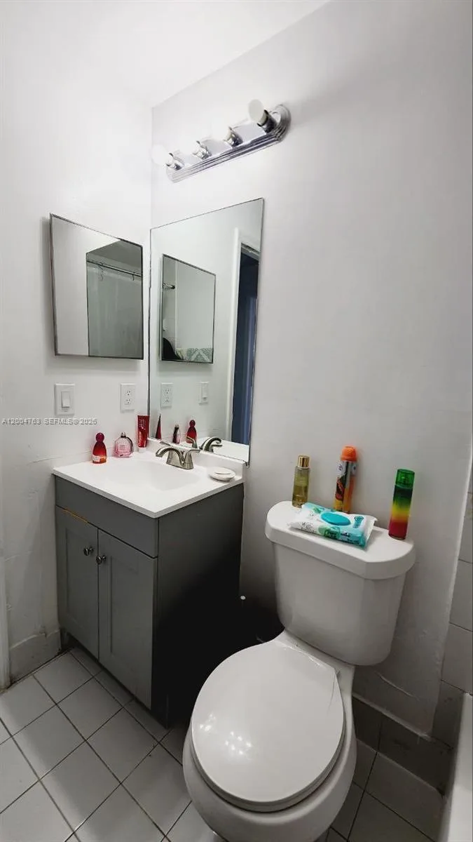 6960 NW 174th Ter # 706, Hialeah, FL 33015 photo 4