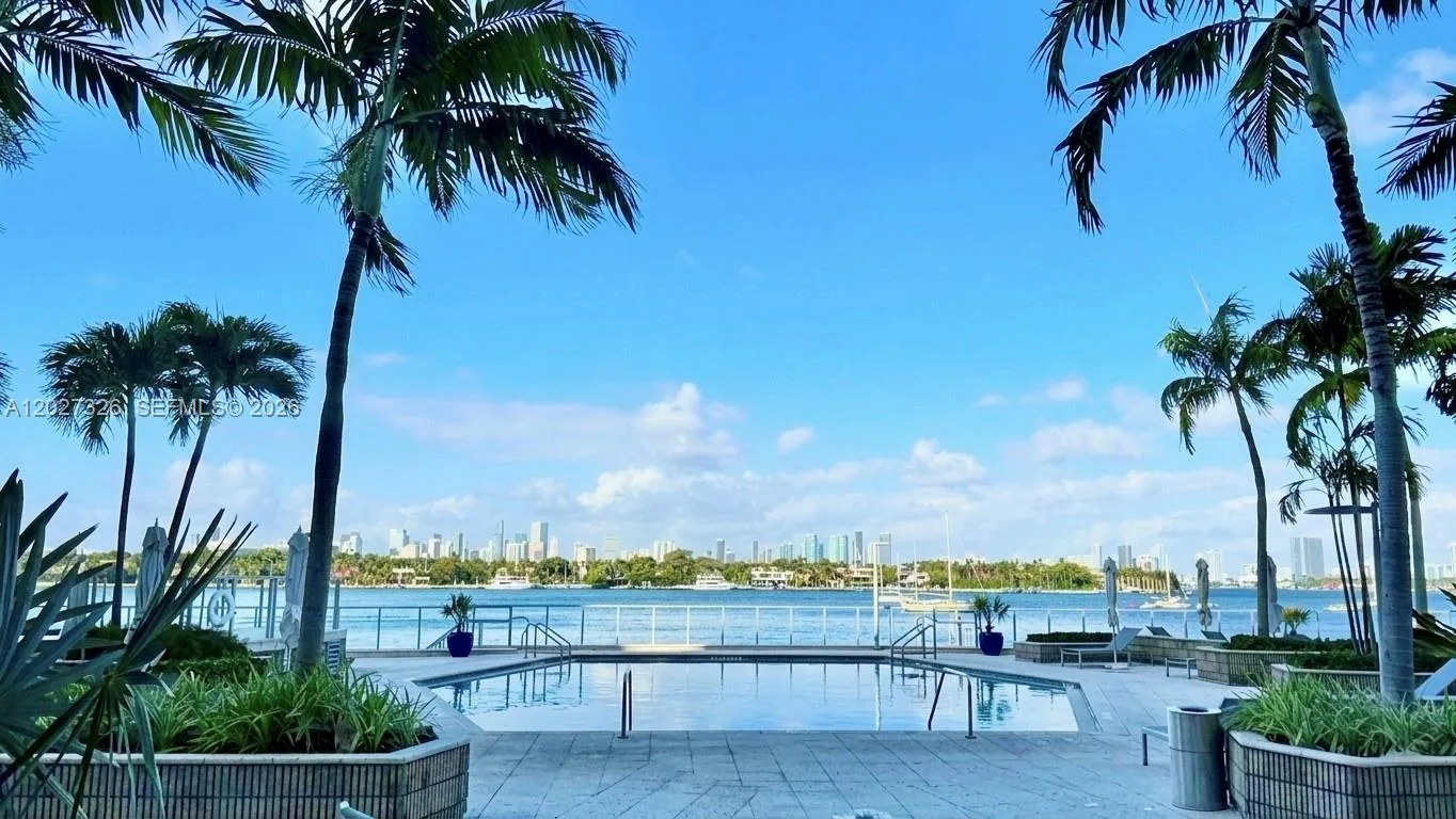 800 West Ave # 924, Miami Beach, FL 33139