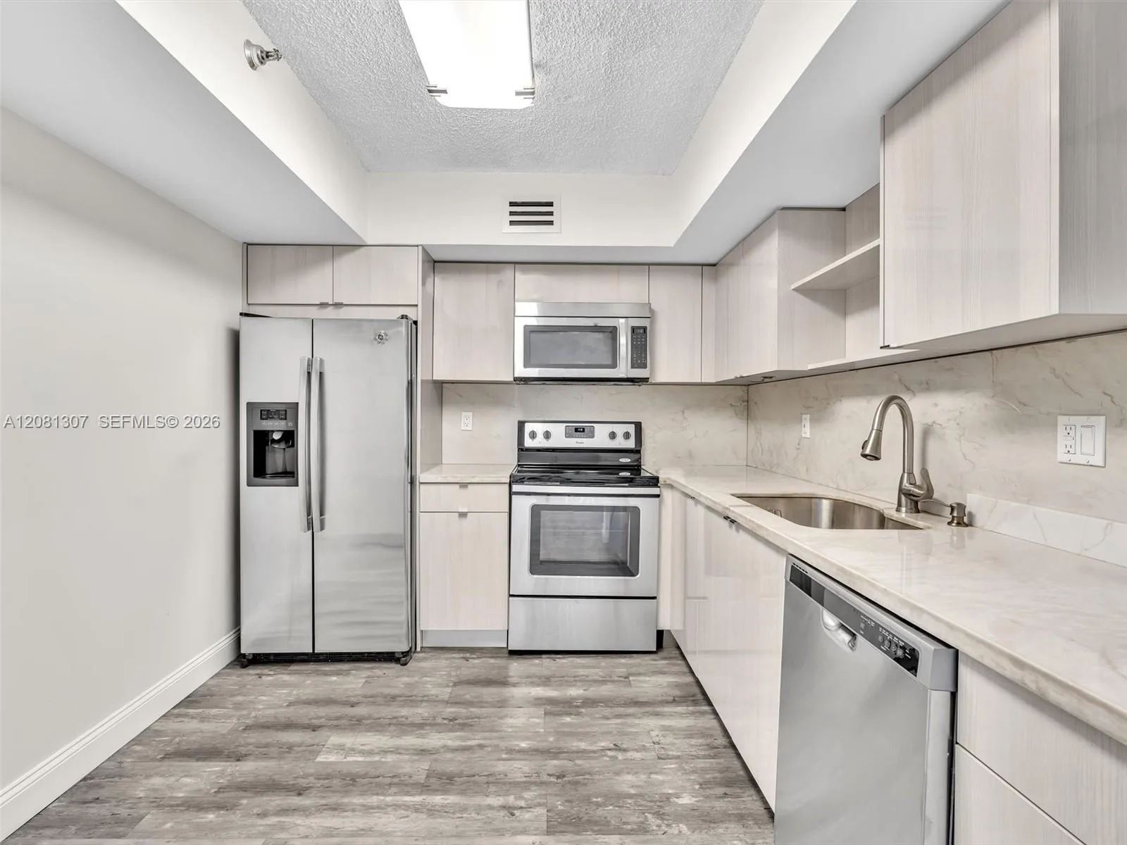 19195 NE 36th Ct # 904, Aventura, FL 33180