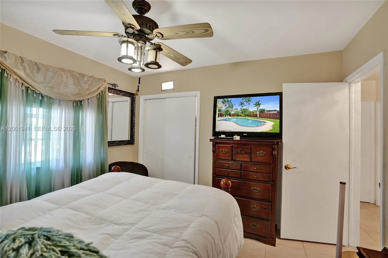 5306 Roosevelt St, Hollywood, FL 33021 photo 11