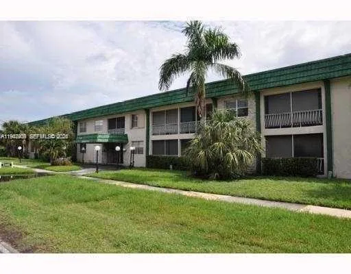 13101 Memorial Hwy 219 Hwy # 219, North Miami, FL 33161