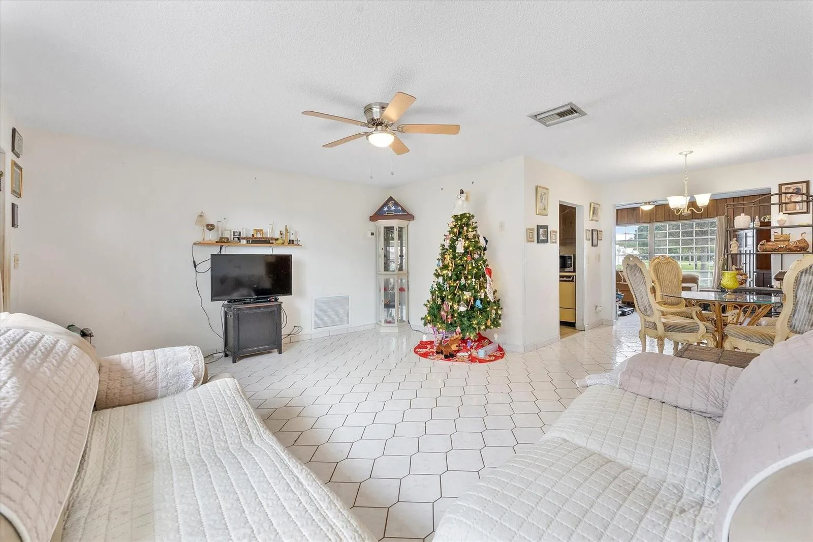 1540 NW 85th Avenue, Plantation, FL 33322 photo 6