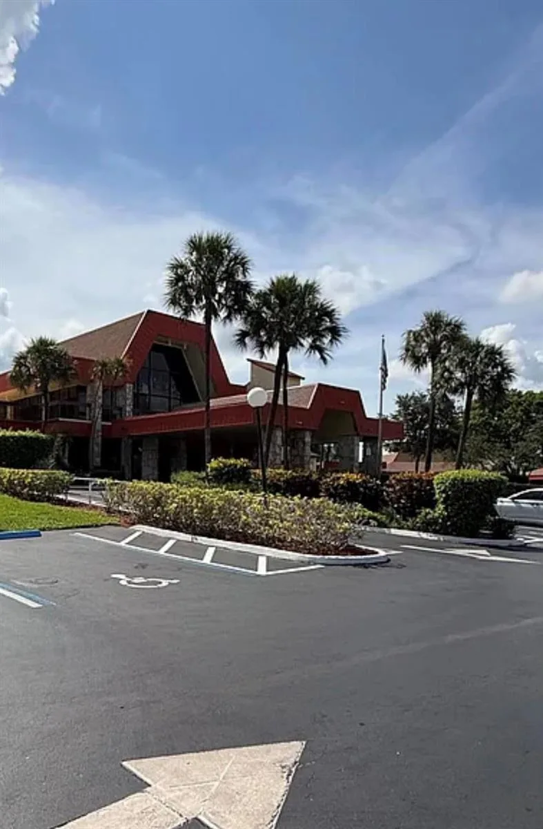 3170 HOLIDAY SPRINGS Boulevard # 6-309, Margate, FL 33063
