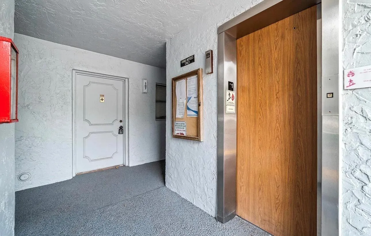 3170 HOLIDAY SPRINGS Boulevard # 6-309, Margate, FL 33063 photo 5