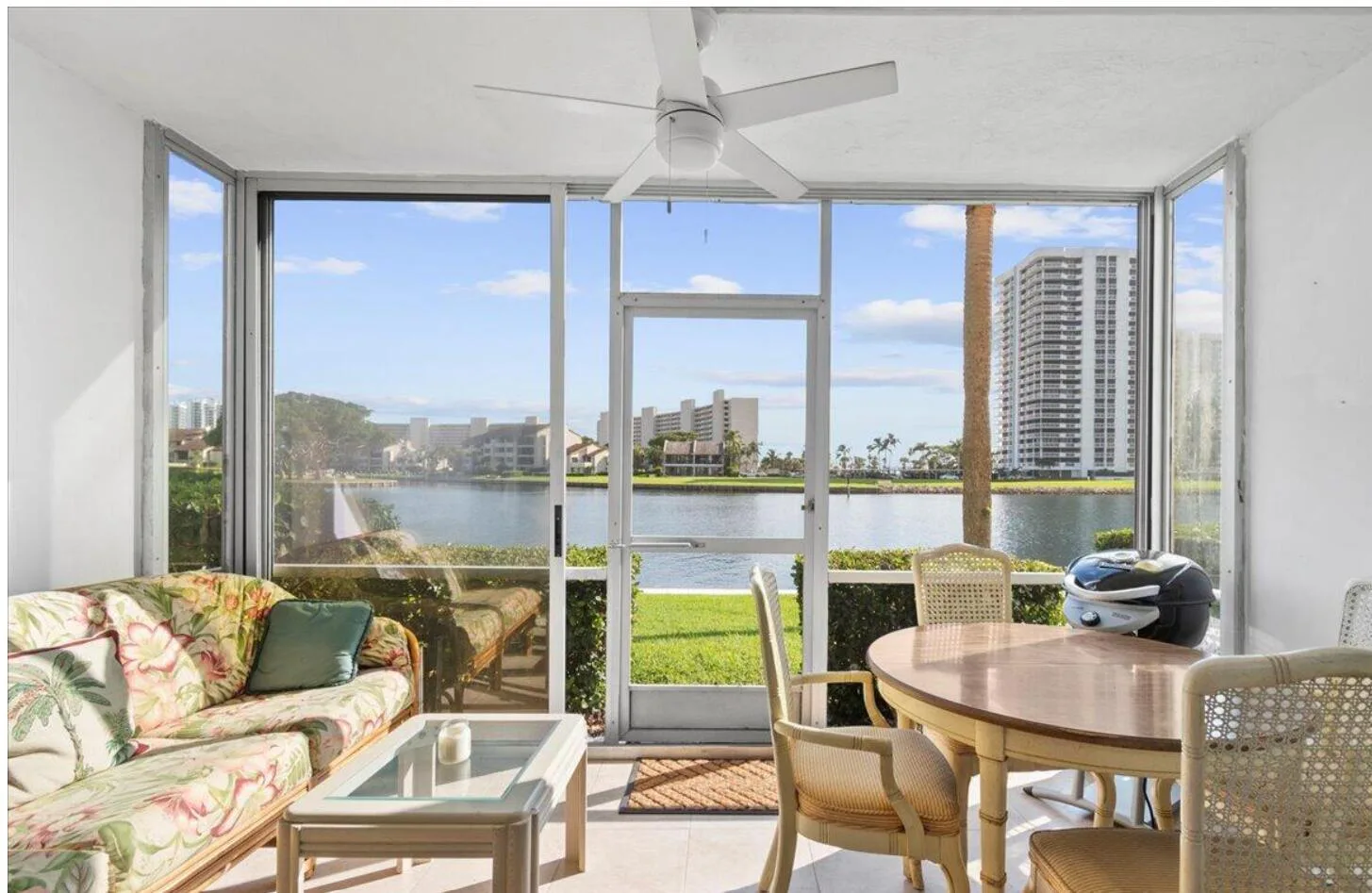 20 YACHT CLUB Drive # 104, North Palm Beach, FL 33408