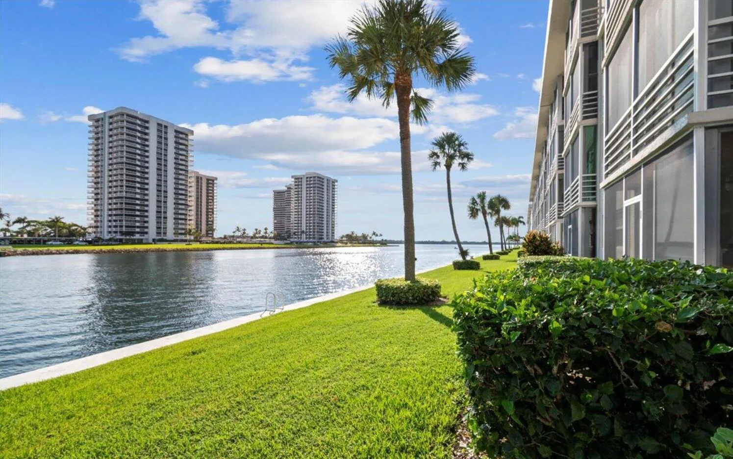 20 YACHT CLUB Drive # 104, North Palm Beach, FL 33408 photo 5