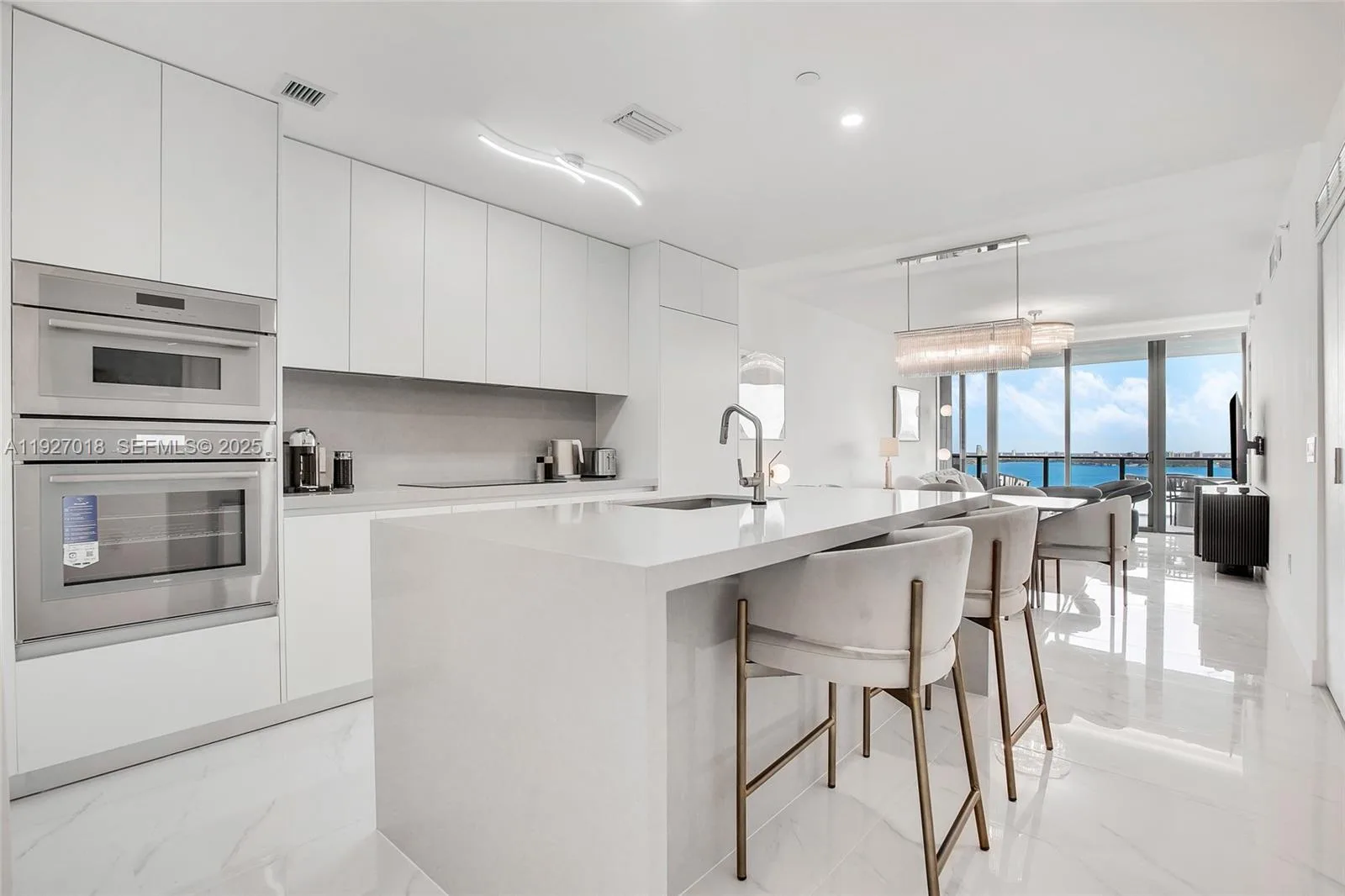700 NE 24th St # 2702, Miami, FL 33137 photo 10