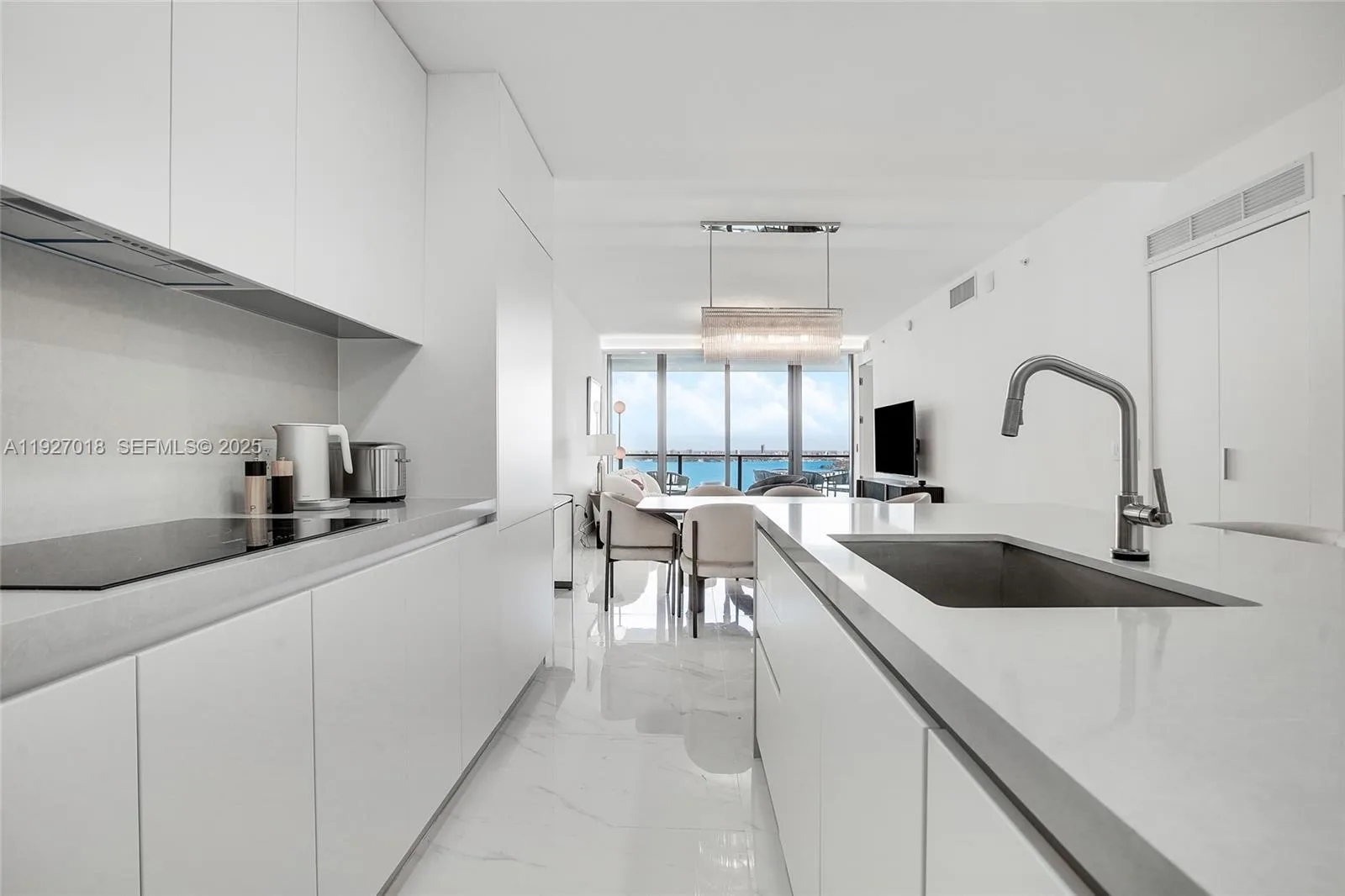 700 NE 24th St # 2702, Miami, FL 33137 photo 11
