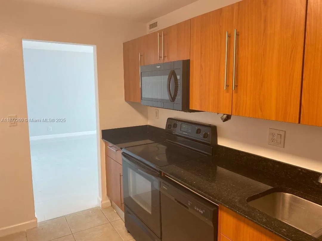 3001 S Ocean Dr # 833, Hollywood, FL 33019 photo 13