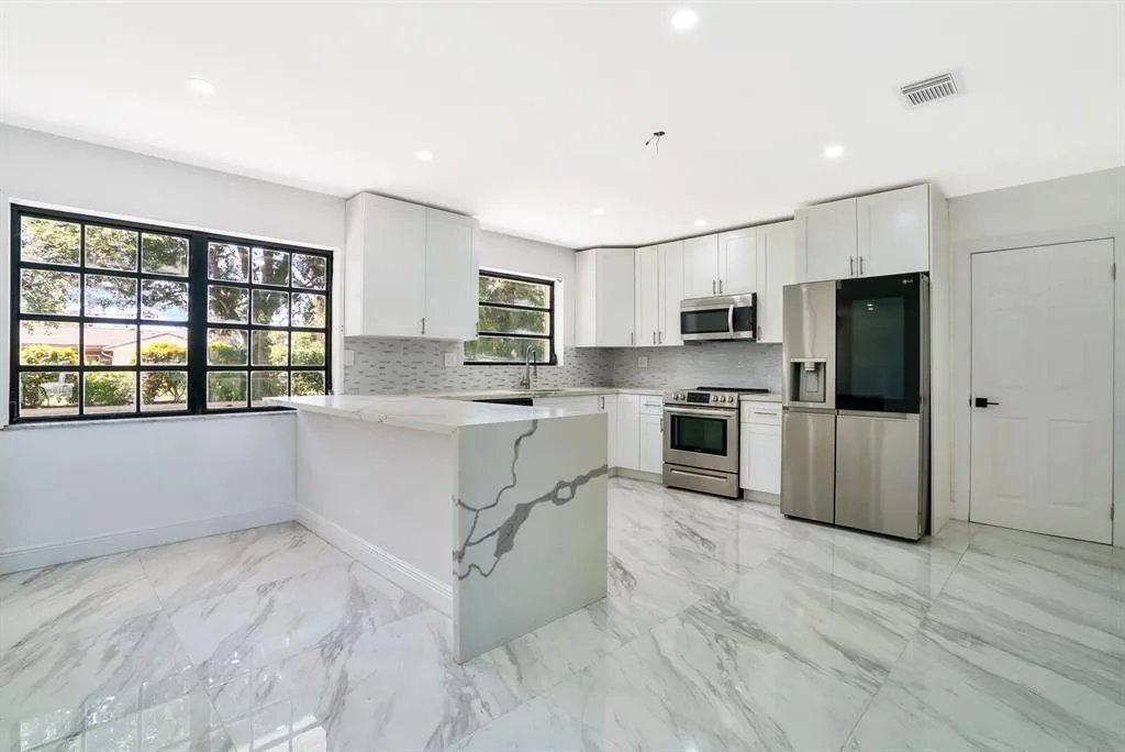 4190 SW 4th Street, Plantation, FL 33317 photo 13