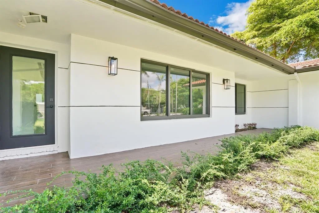 4190 SW 4th Street, Plantation, FL 33317 photo 4