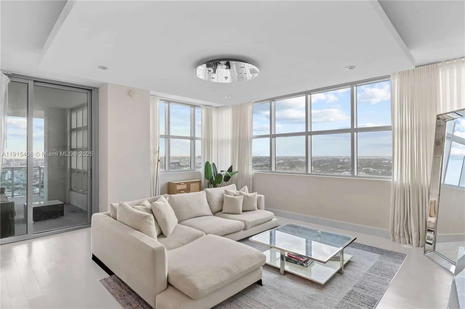 3301 NE 1st Ave # H2901, Miami, FL 33137