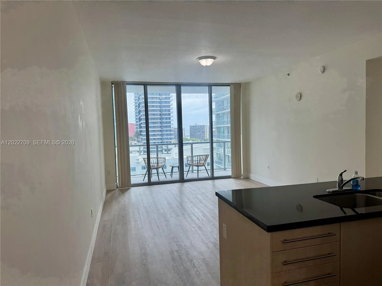 1111 SW 1st Ave # 2118, Miami, FL 33130