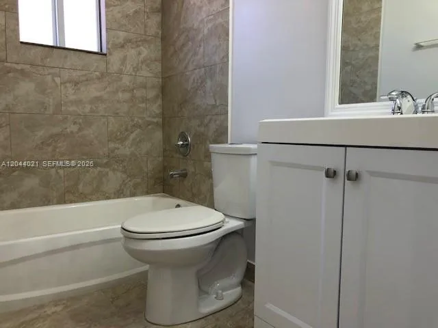 1142 NE 41st Ave # 1142, Homestead, FL 33033 photo 12