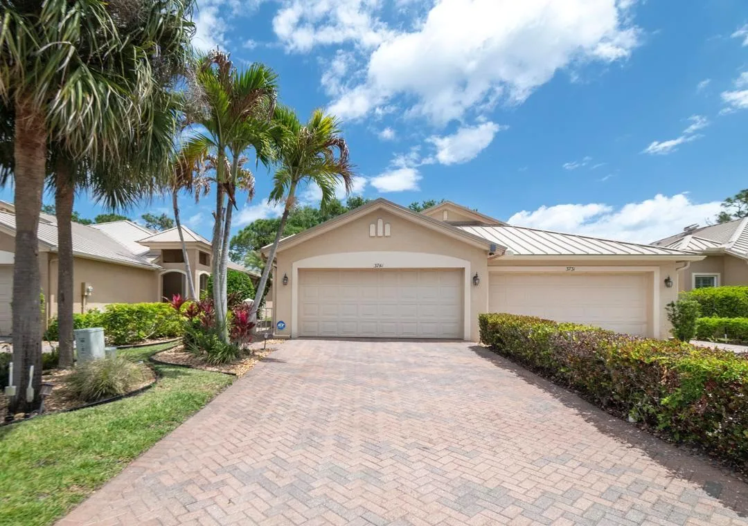 3741 NW Willow Creek Drive, Jensen Beach, FL 34957 photo 2