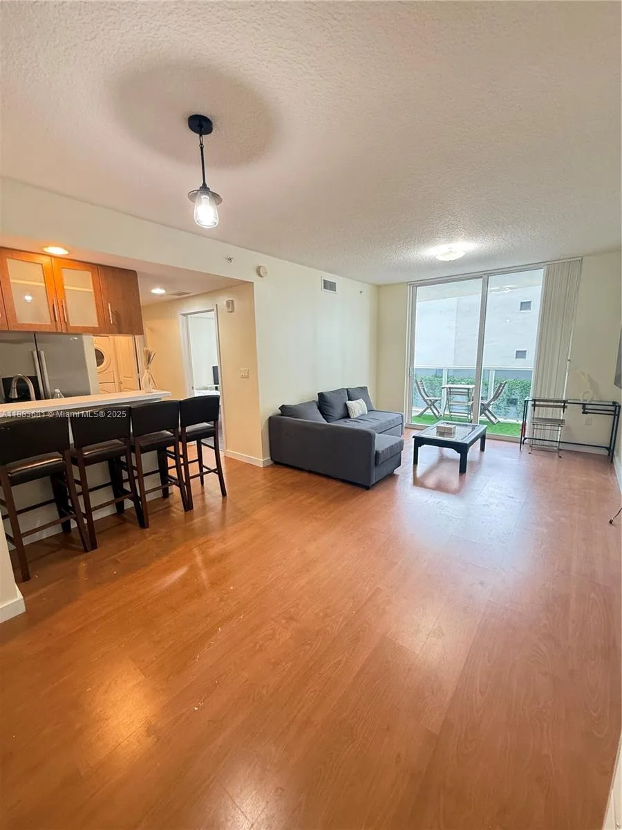 601 NE 23rd St # 901, Miami, FL 33137