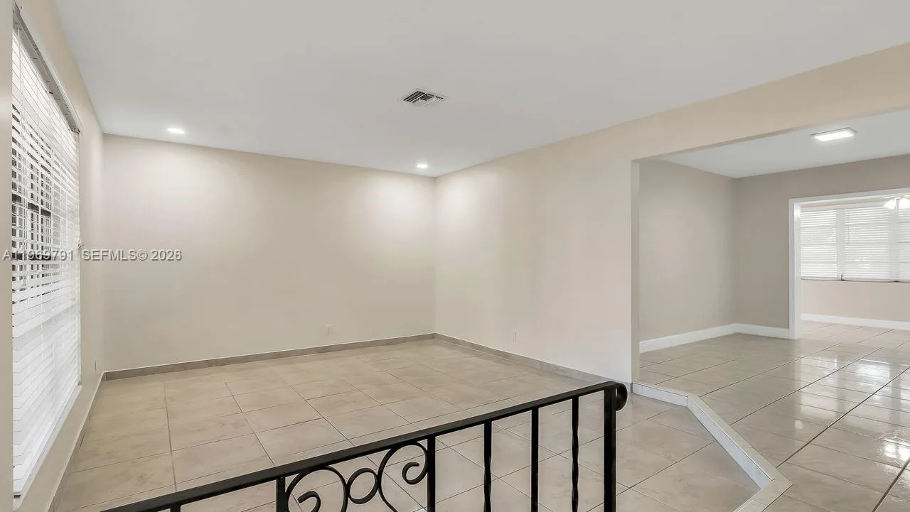 5300 Grant St, Hollywood, FL 33021 — zdjęcie 4