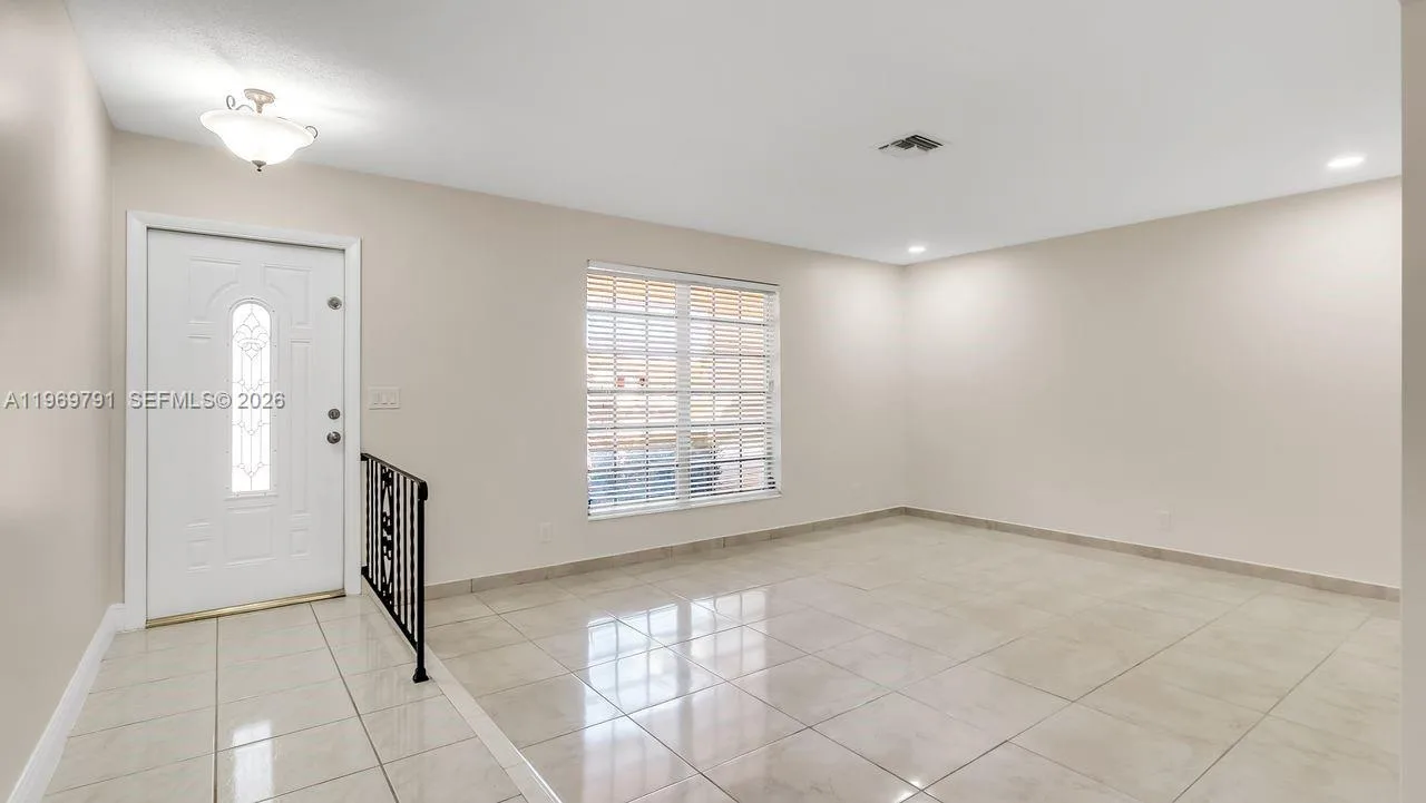 5300 Grant St, Hollywood, FL 33021 — zdjęcie 5