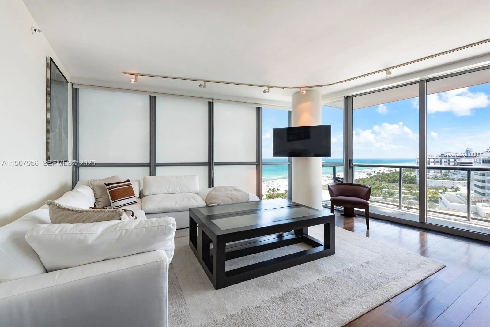 101 20th St # 2004, Miami Beach, FL 33139 photo 3