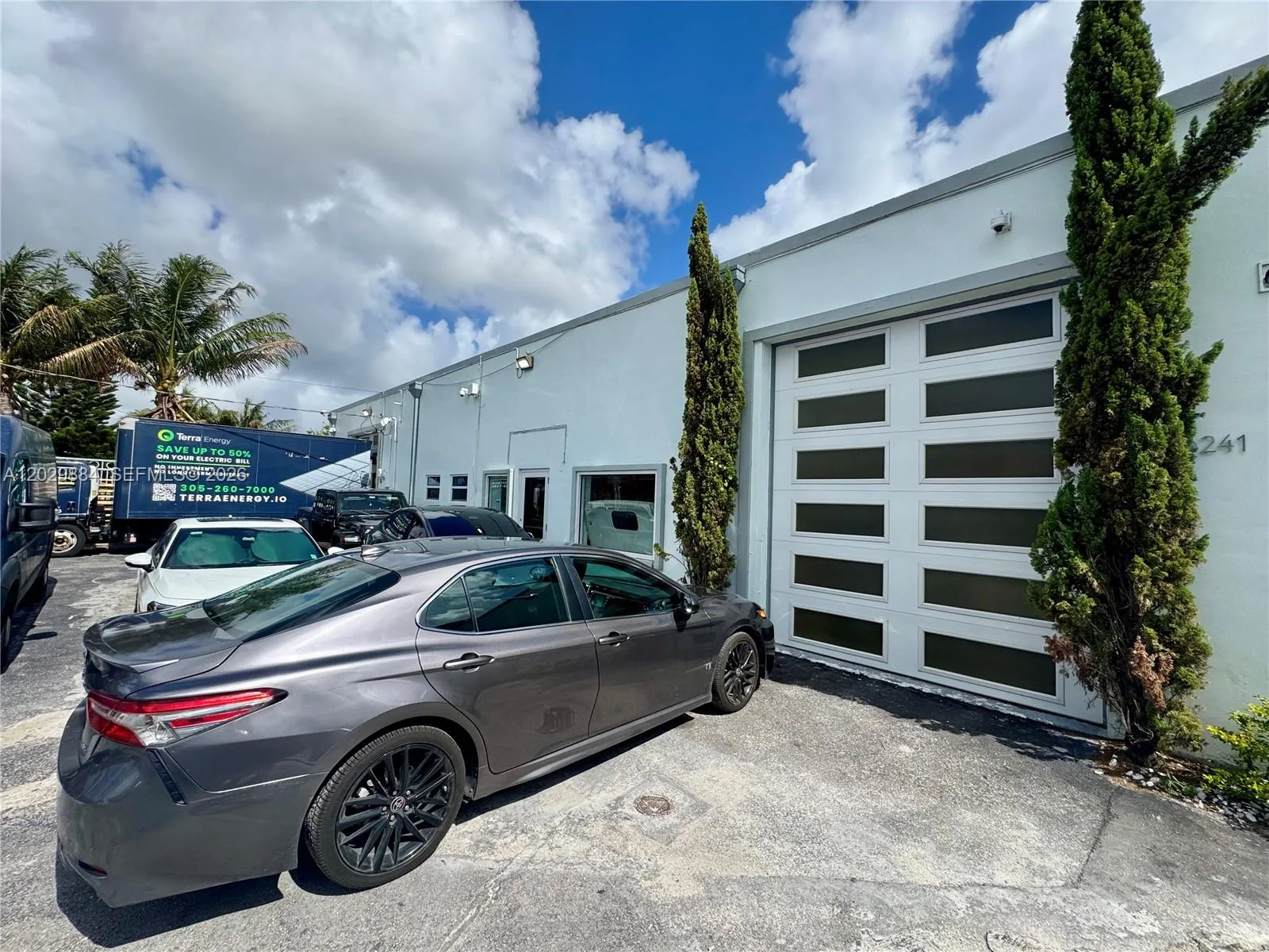 3241 NW 38th St, Miami, FL 33142 photo 3