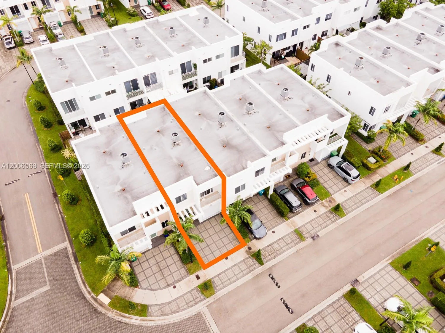 10279 NW 72nd St, Doral, FL 33178 photo 3