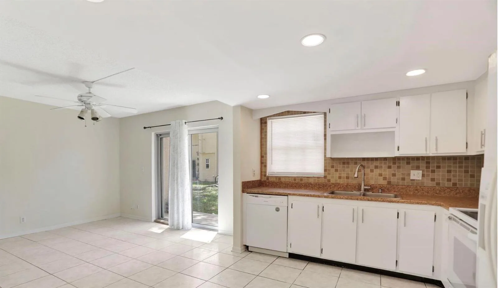 3056 Riverside Drive # c6, Coral Springs, FL 33065 photo 11