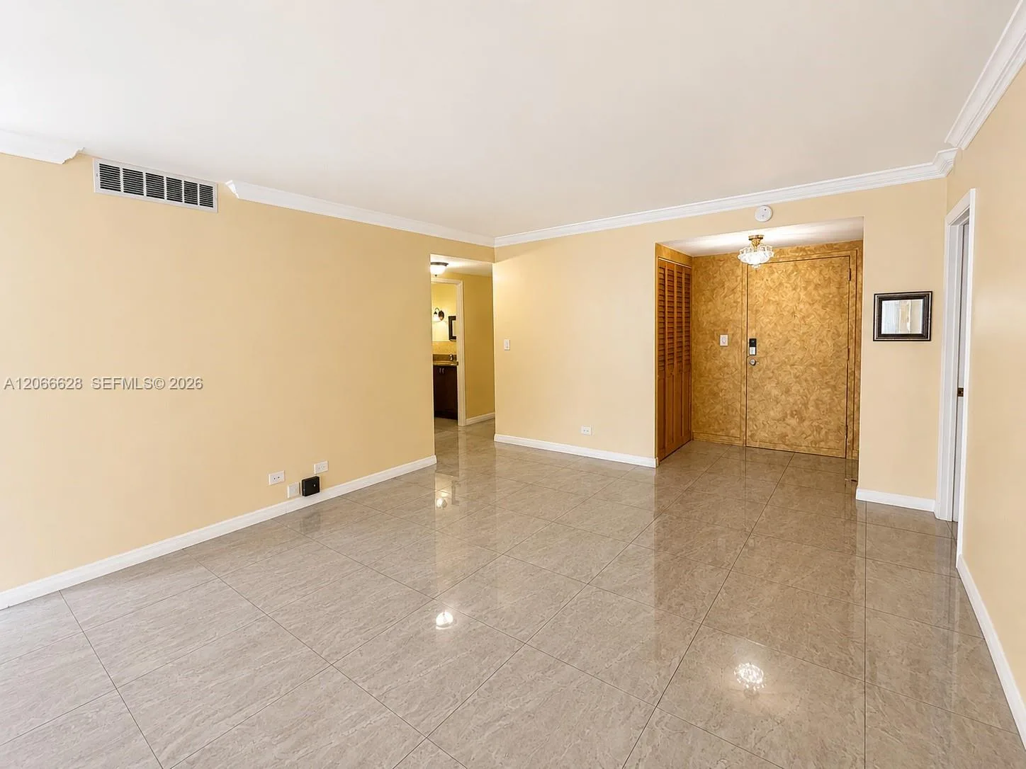 251 174th St # 706, Sunny Isles Beach, FL 33160 photo 4