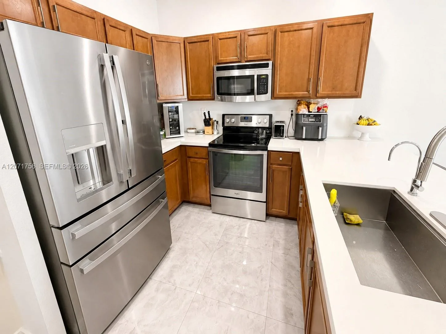 8876 W 35th Way, Hialeah, FL 33018 photo 5