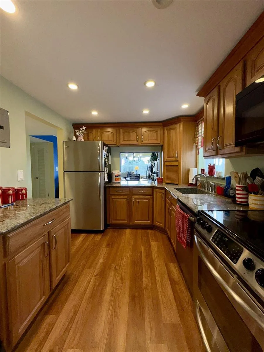 2304 S Cypress Bend Drive # 615, Pompano Beach, FL 33069 photo 10