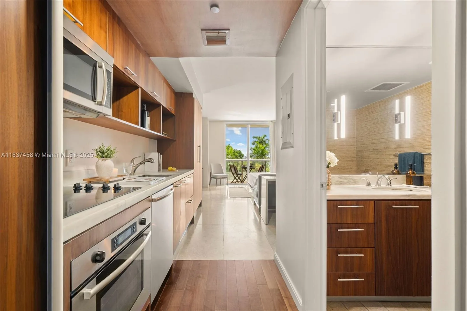 50 Biscayne Blvd # 411, Miami, FL 33132 photo 12