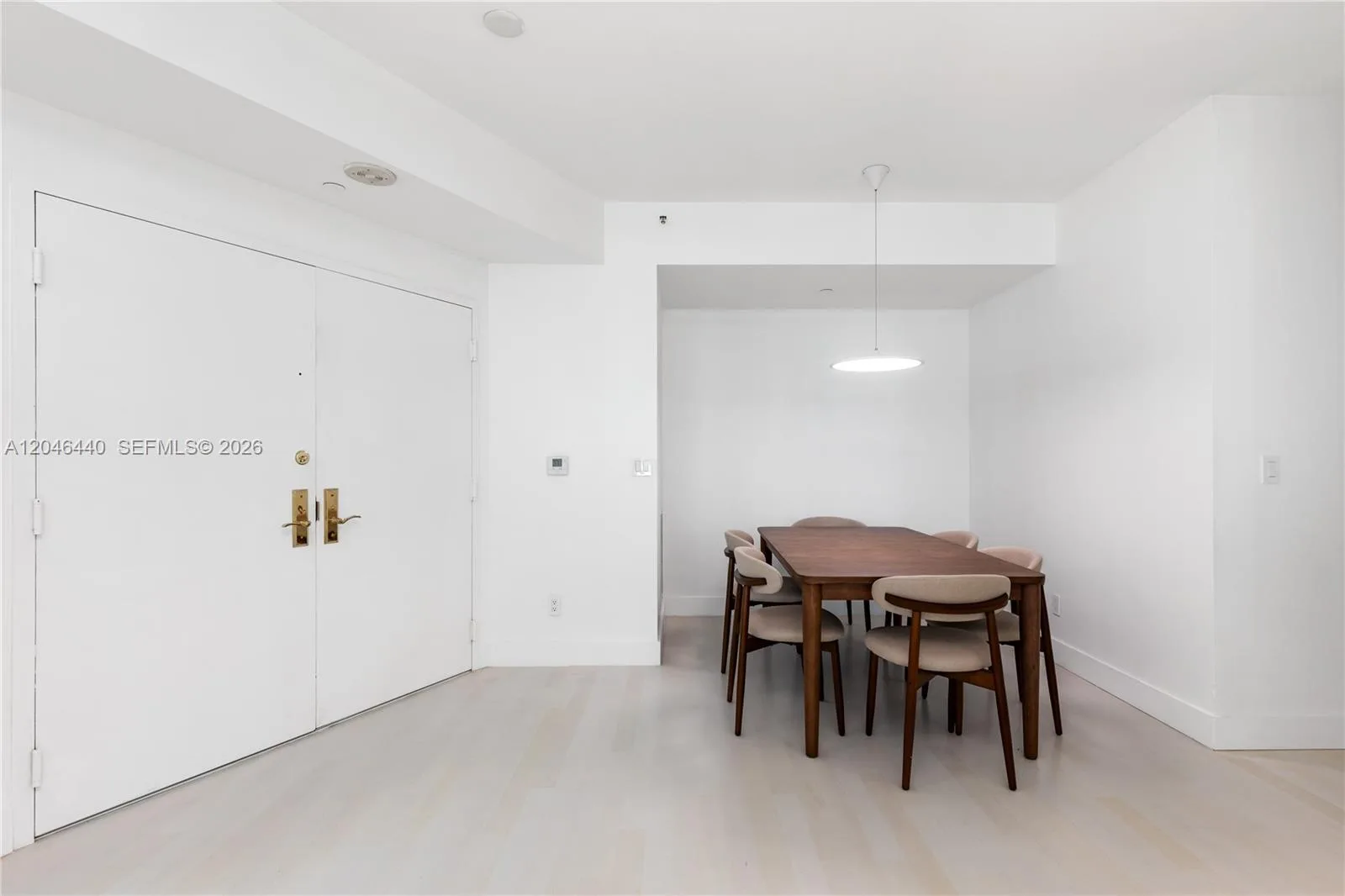 300 S Pointe Dr # 907, Miami Beach, FL 33139 photo 10